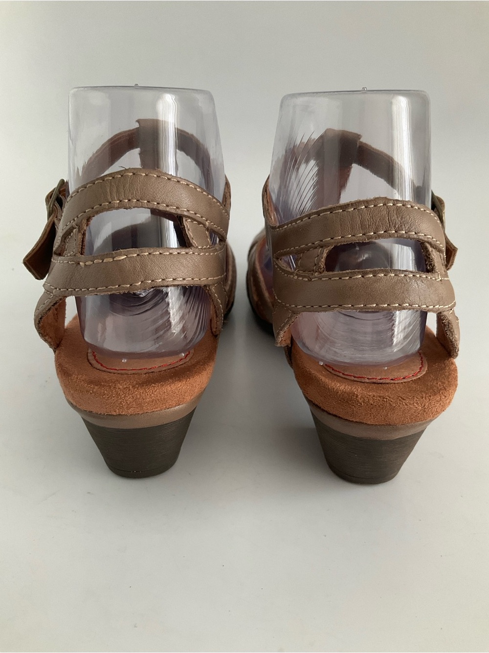 Rockport Cobb Hill Collection Women 7 Taupe T-Strap Low Heel Sandals NEW in Box - Picture 5 of 12